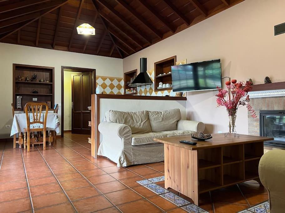 Rustic House La Montana Villa Brena Baja Exterior photo